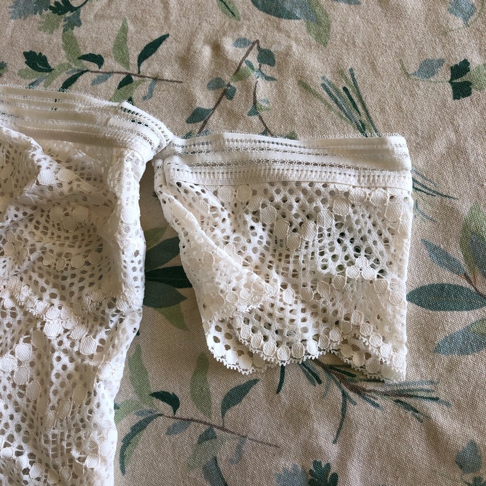 NWT Victoria’s Secret Lace Crop Top - Picture 5 of 6